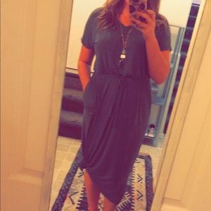 Gray V Neck Midi Dress with tie waist and pockets